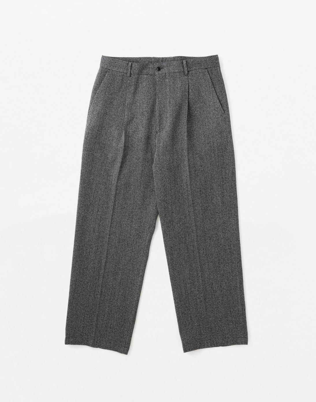 Yoko Sakamoto — Clothing — EQUIPMENT